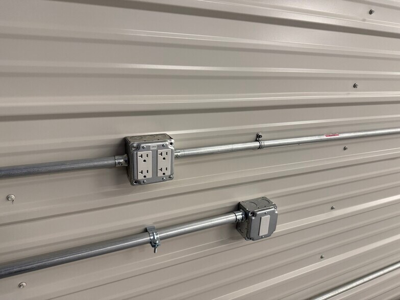 More Photos Of 1931 Liggett Rd, Castle Rock Self Storage For Sale
