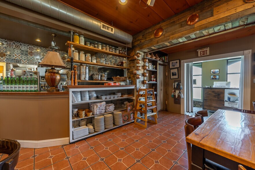 More Photos Of 424 N Main St, Souderton Restaurant For Sale