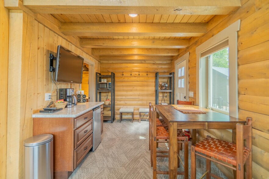 More Photos Of Quartz Lake, Delta Junction Lodge Meeting Hall For Sale