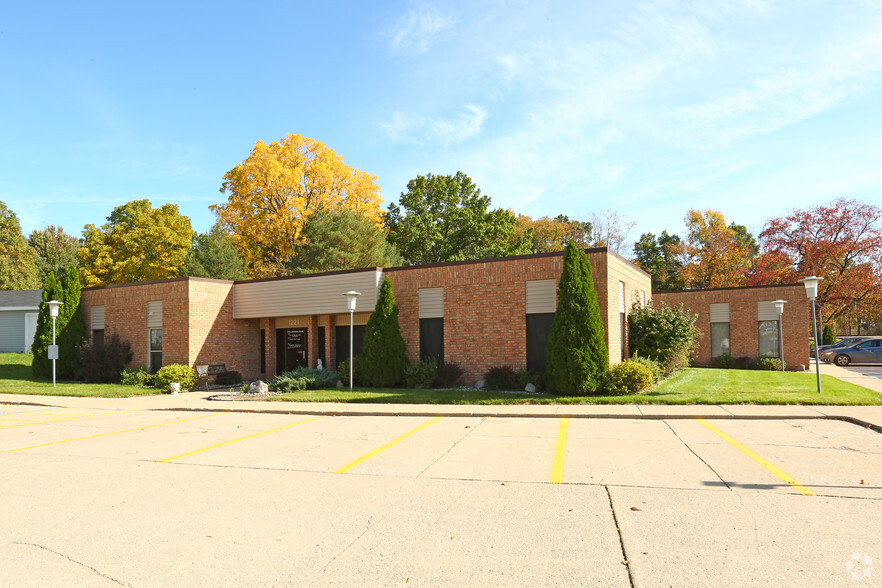 Primary Photo Of 1221 Byron Rd, Howell Medical For Lease