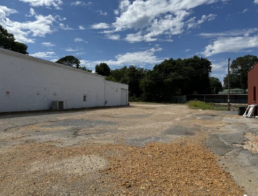 More Photos Of 425 W Main St, Senatobia Freestanding For Sale