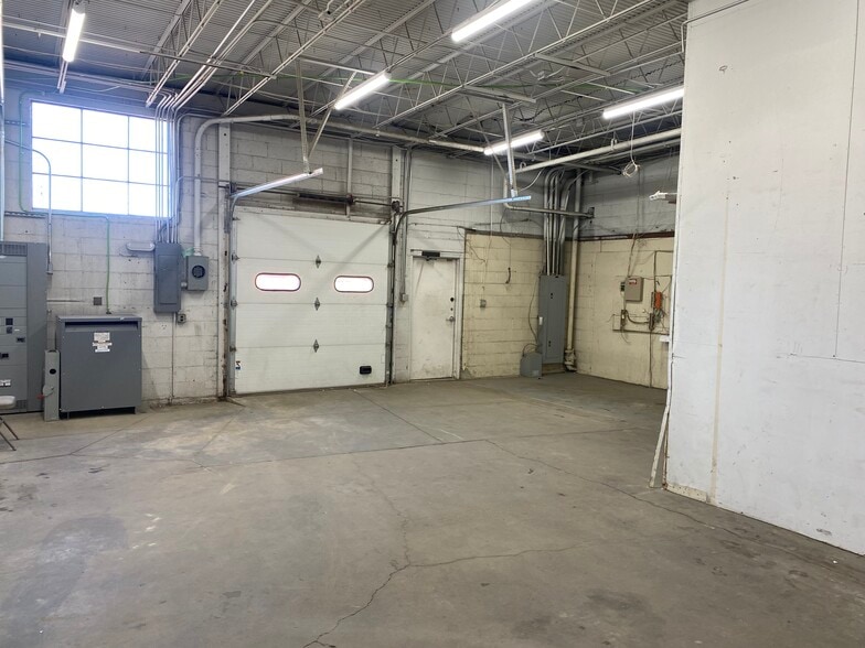 More Photos Of 601 S Jason St, Denver Warehouse For Lease