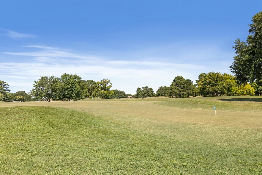 More Photos Of 101 Merion Dr, Eufaula Golf Course Driving Range For Sale