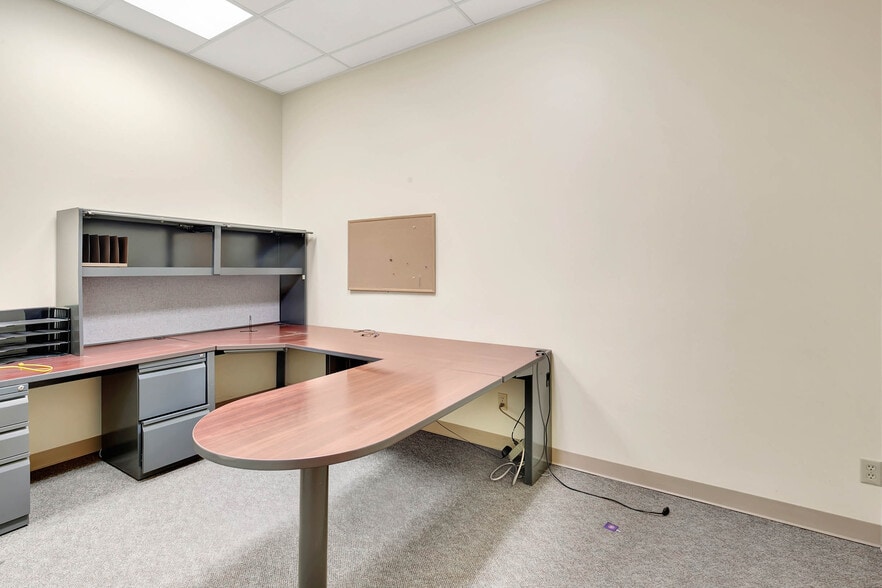 More Photos Of 3720 Amnicola Hwy, Chattanooga Unknown For Lease