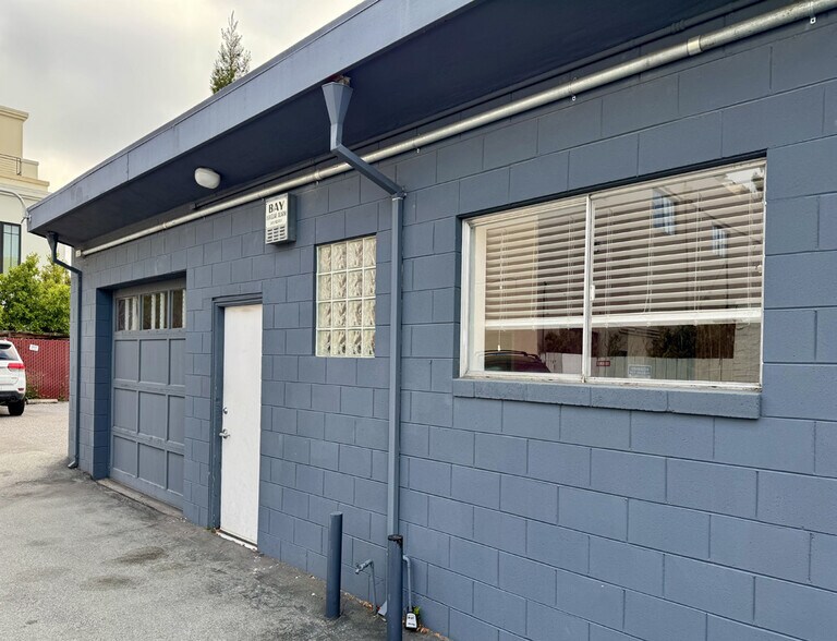 More Photos Of 821-825 Emerson St, Palo Alto Loft Creative Space For Lease