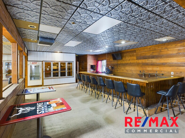 More Photos Of 214 Yellowstone Ave, Cody Bar For Sale