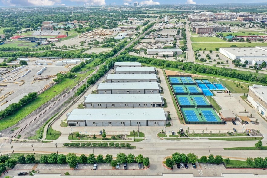 More Photos Of 6767 All Stars Ave, Frisco Flex For Sale