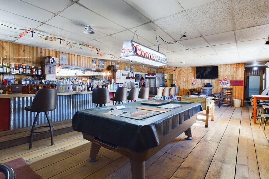 More Photos Of 213and 233 Main st, Roy Restaurant For Sale