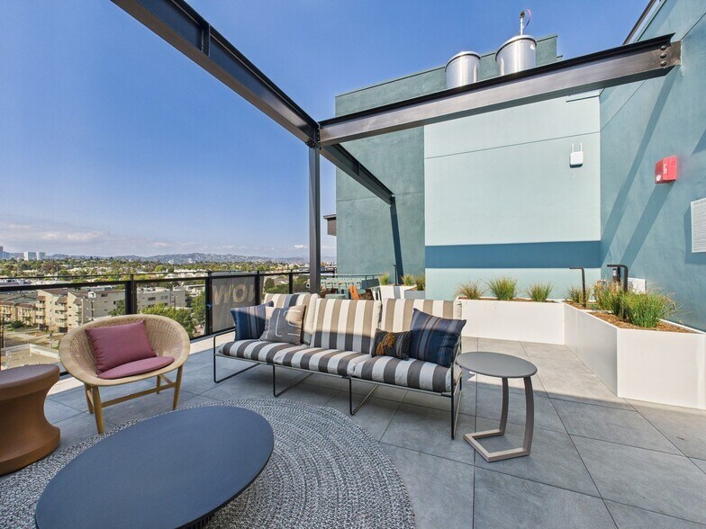 More Photos Of 9900 Venice Blvd, Culver City Apartments For Lease