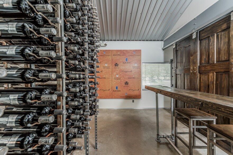 More Photos Of 330 TC Jester Blvd, Houston Winery Vineyard For Sale