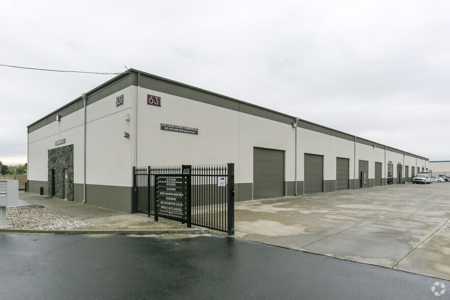 More Photos Of 631 Railroad Ave, Fairfield Manufacturing For Lease