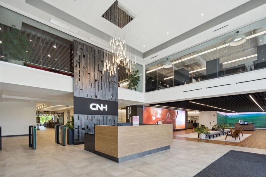 More Photos Of 711 Jorie Blvd, Oak Brook Office For Lease