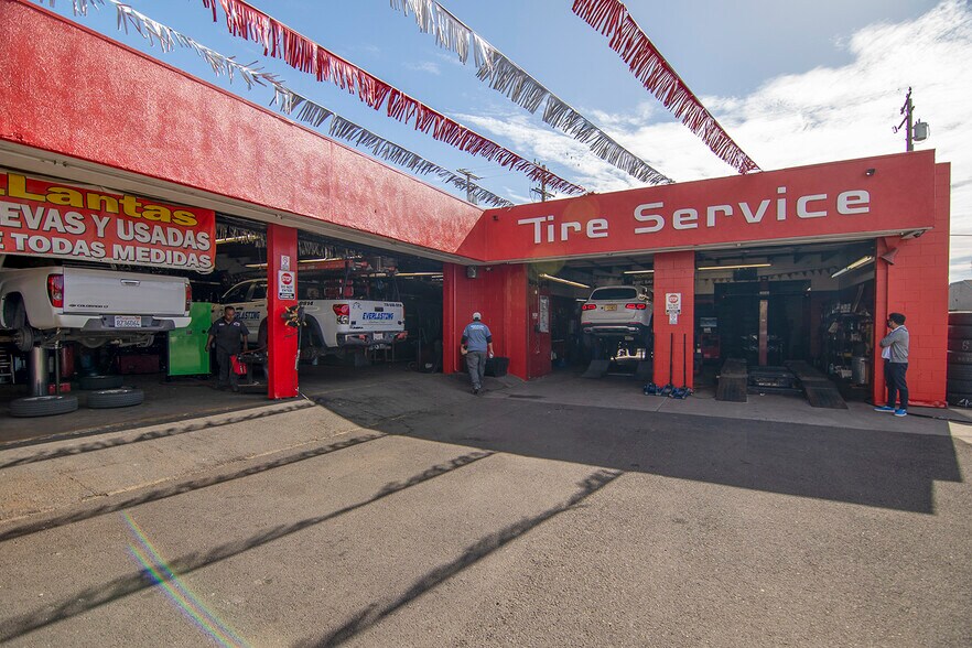 More Photos Of 808 W Lincoln Ave, Anaheim Auto Repair For Sale