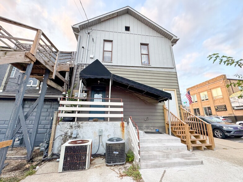 More Photos Of 101 W Main St, Syracuse Storefront Retail Residential For Lease
