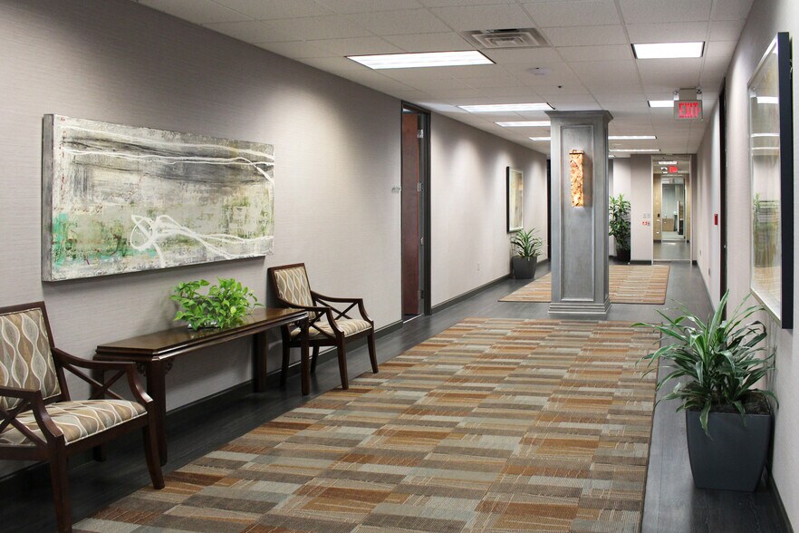 More Photos Of 4949 Keller Springs Rd, Addison Office For Lease