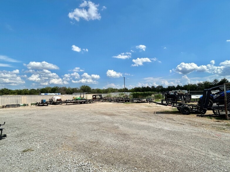 More Photos Of 2818 E Hwy 82, Gainesville Freestanding For Sale