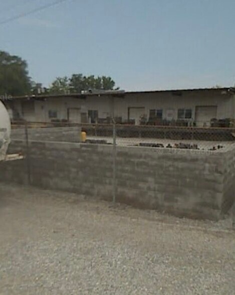 Primary Photo Of 236 Airgas ln, Poca Industrial For Lease