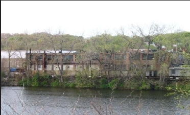 More Photos Of 150 Roosevelt Dr, Derby Manufacturing For Sale