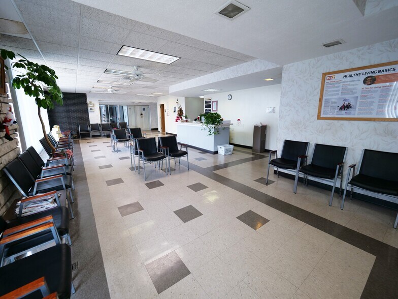 More Photos Of 6441-6453 S Pulaski Rd, Chicago General Retail For Sale