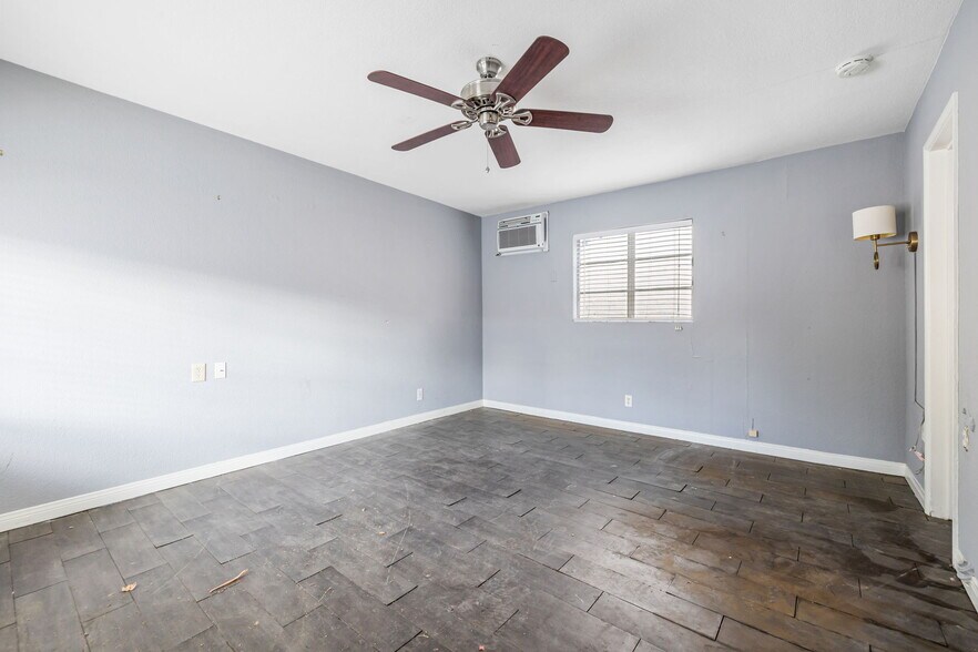 More Photos Of 1059-1063 N Palm Canyon Dr, Palm Springs Storefront For Sale