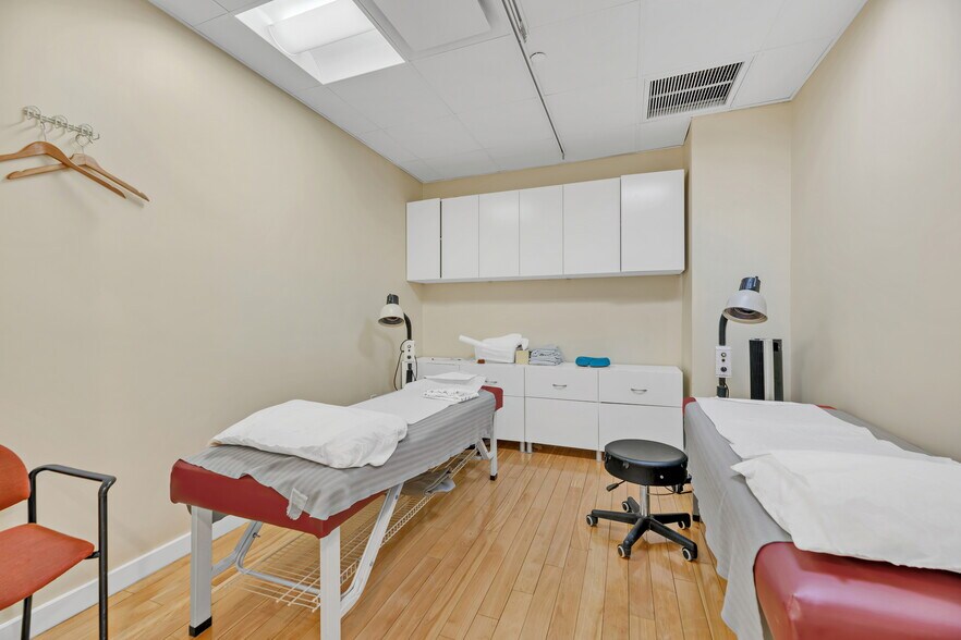 More Photos Of 820 Second Ave, New York Medical For Sale