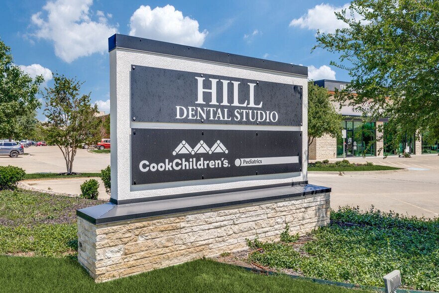 More Photos Of 1710 N Greenville Ave, Allen Medical For Sale