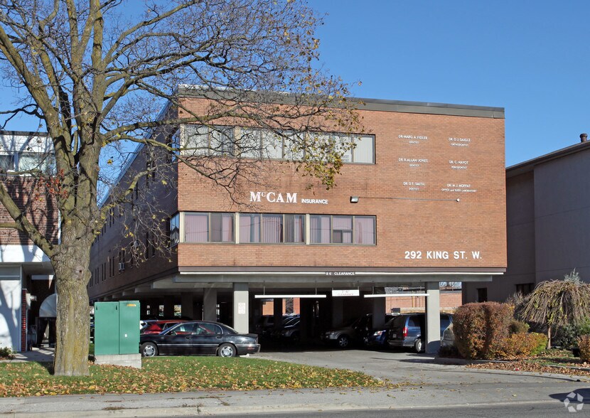 Primary Photo Of 292 King St W, Oshawa Medical For Sale