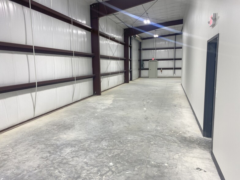 More Photos Of 4215 Gulf Fwy, Dickinson Freestanding For Lease