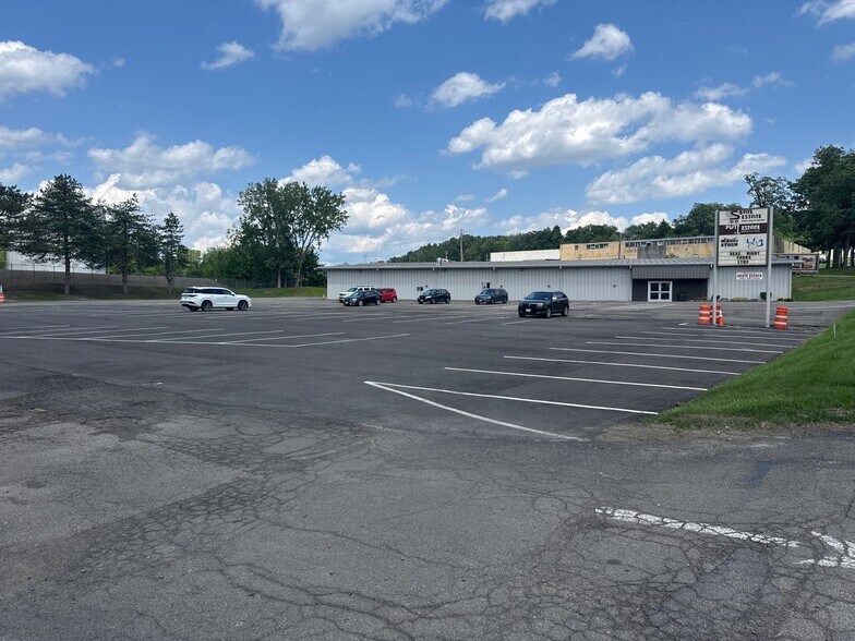 More Photos Of 3401 Vestal Rd, Vestal Township Sports And Entertainment For Sale