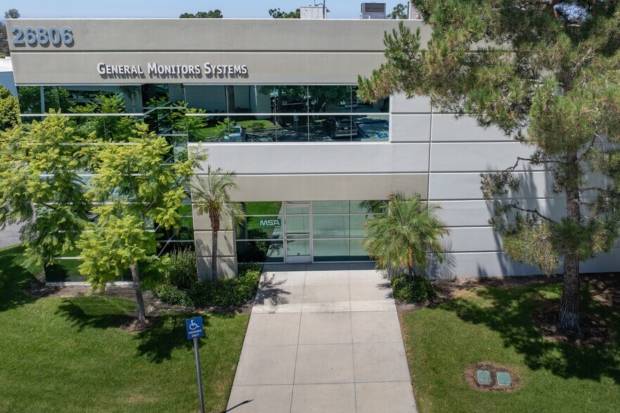 Primary Photo Of 26806 Vista Terrace, Lake Forest Light Manufacturing For Sale