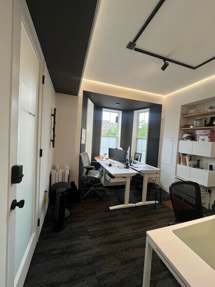 More Photos Of 709 D St SE, Washington Storefront For Lease