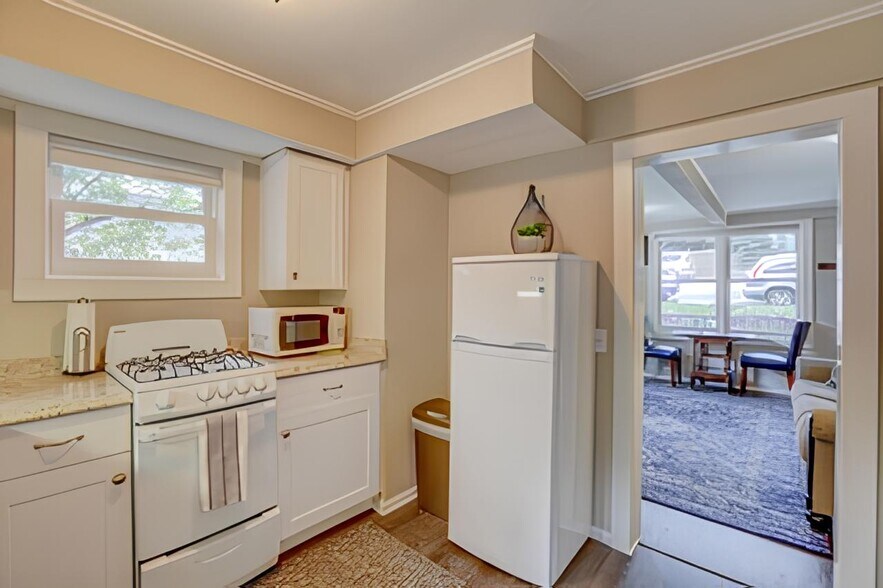 More Photos Of 232 Main St, Ouray Multifamily For Sale
