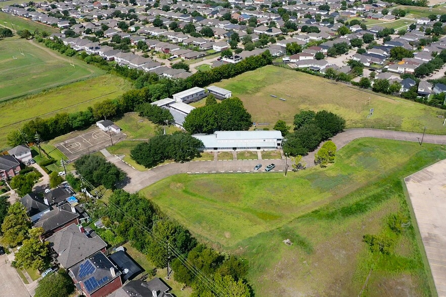 More Photos Of 7400 Eldridge Pky, Houston Schools For Sale