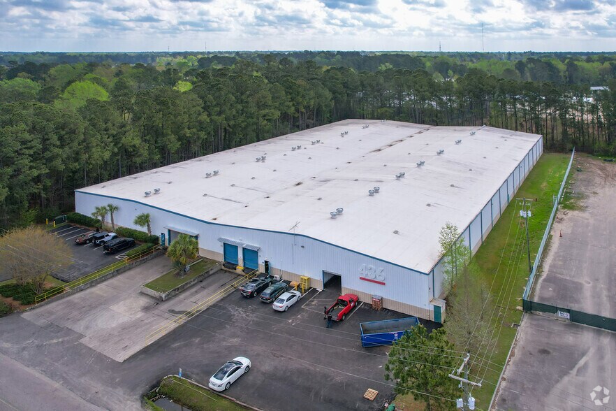 Primary Photo Of 436 Industrial Rd, Summerville Distribution For Lease