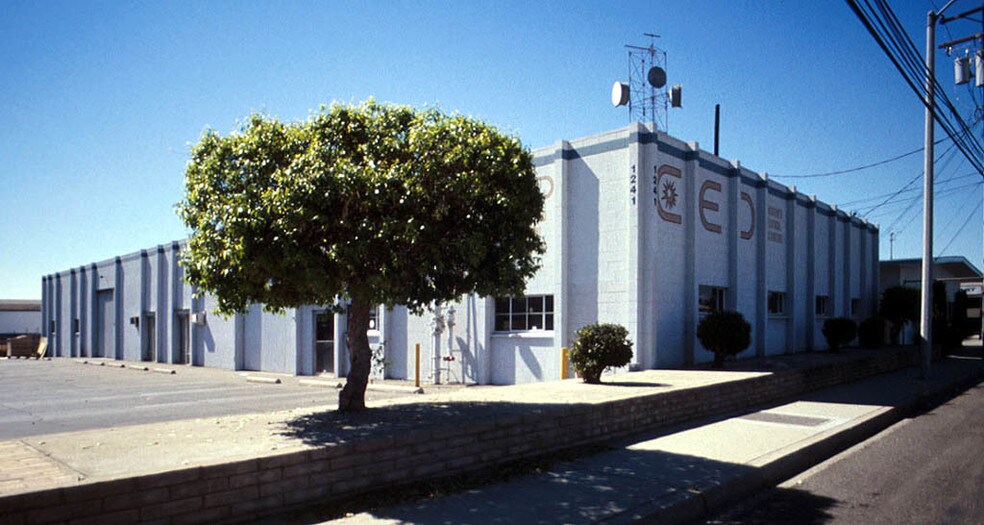 Primary Photo Of 1241 W Brooks St, Ontario Distribution For Lease