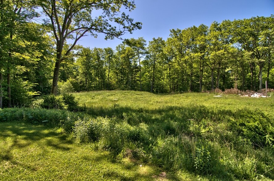 Primary Photo Of 416 Sterling Rd, Tobyhanna Land For Sale