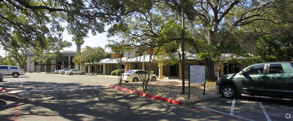 More Photos Of 3839 Bee Caves Rd, Austin Office For Lease