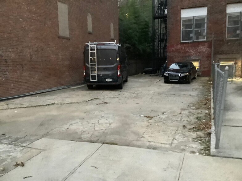 More Photos Of 19 Rogers Ave, Brooklyn Office For Lease