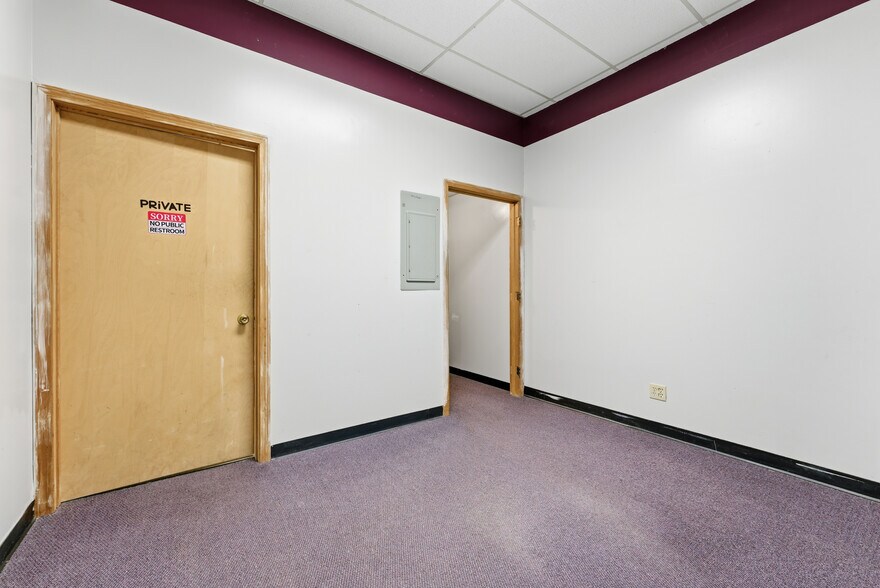 More Photos Of 45-65 Southwick Rd, Westfield General Retail For Lease