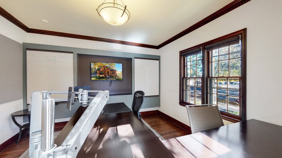More Photos Of 416 W Oak St, Fort Collins Office For Sale
