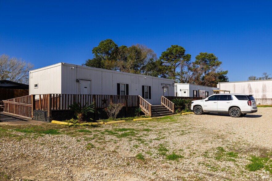 Primary Photo Of 24203 FM 2100 Rd, Huffman Office Residential For Sale