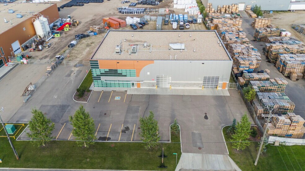 Primary Photo Of 11921 152 St NW, Edmonton Manufacturing For Lease
