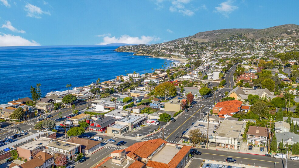 More Photos Of 801 Glenneyre St, Laguna Beach Office For Sale