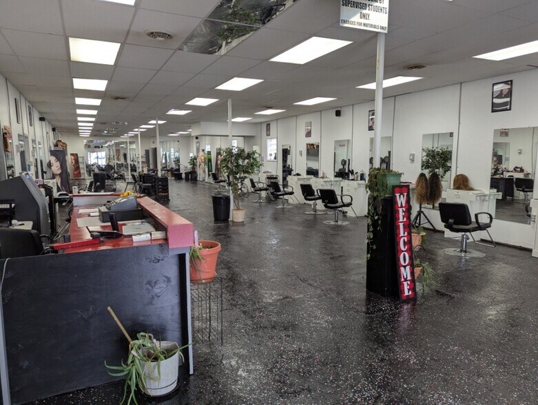 More Photos Of 225 Washington St, Johnstown Freestanding For Sale