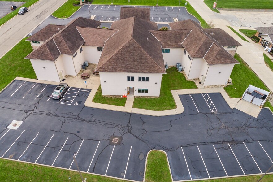 More Photos Of 1781 Countryside Dr, Lancaster Medical For Sale