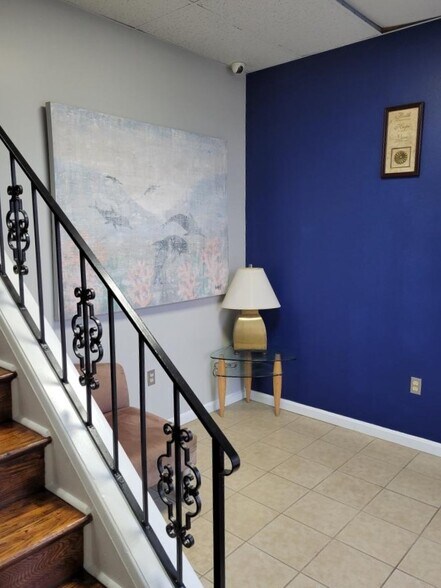 More Photos Of 616 Old Edmondson Ave, Catonsville Storefront Retail Office For Lease