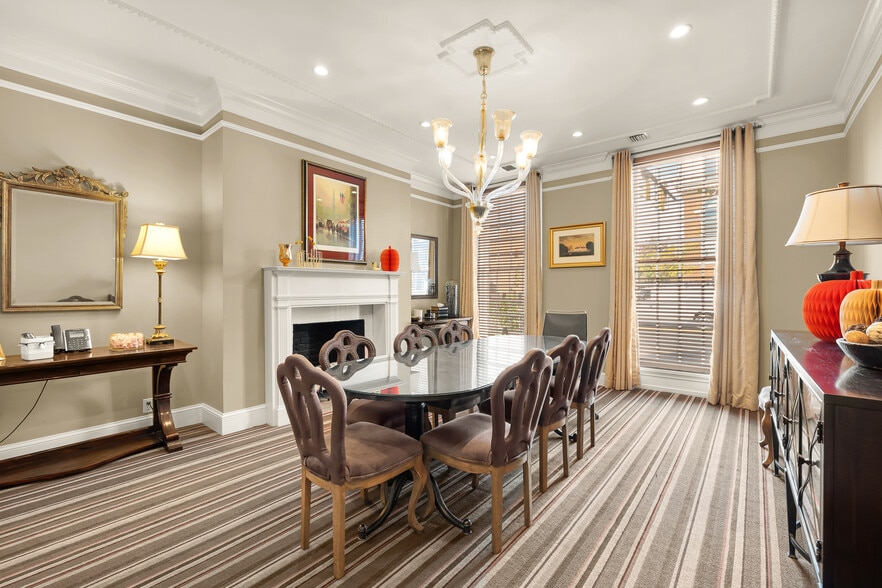 More Photos Of 228 S Washington St, Alexandria Loft Creative Space For Sale