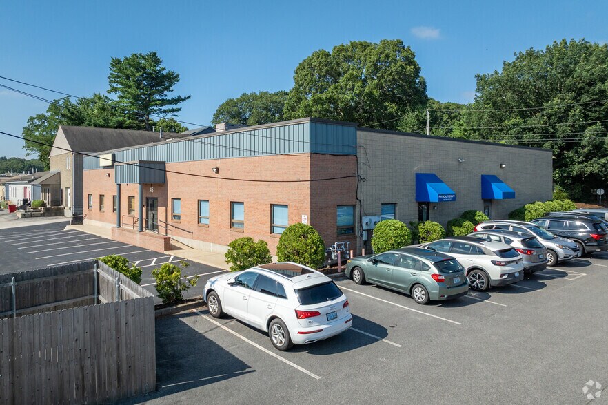 More Photos Of 30 Benefit St, Warwick Medical For Sale