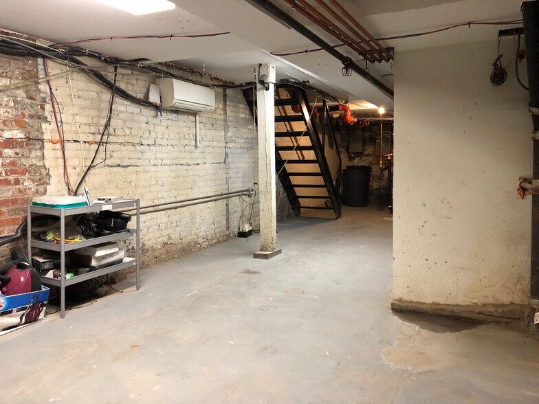 More Photos Of 663 Vanderbilt Ave, Brooklyn Storefront Retail Residential For Lease