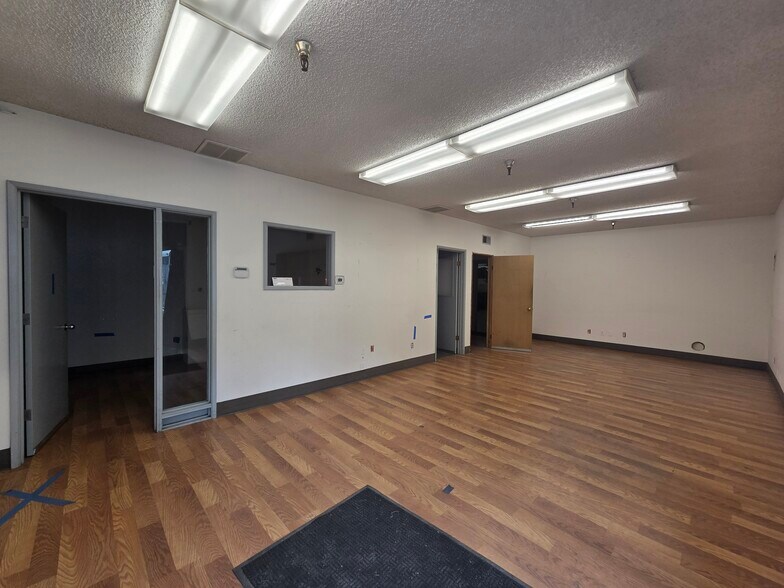 More Photos Of 3935 9th Ave S, Seattle Warehouse For Lease